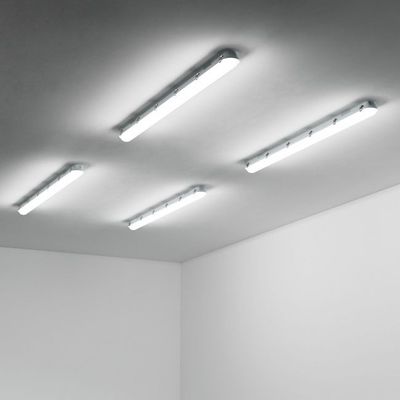 55W 80 Ra Φως LED πλυντηρίου αυτοκινήτων με AC 110V Εισεχόμενη τάση Γραμμική στενή στερεότητα ατμού