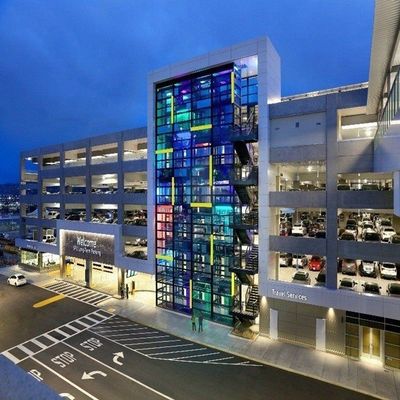 Εμπορική LED ατμοστεγνή 18W 4Ft με ανθεκτική στο νερό βαθμολογία IP66 και υποστήριξη χαμηλής ακτινοβολίας